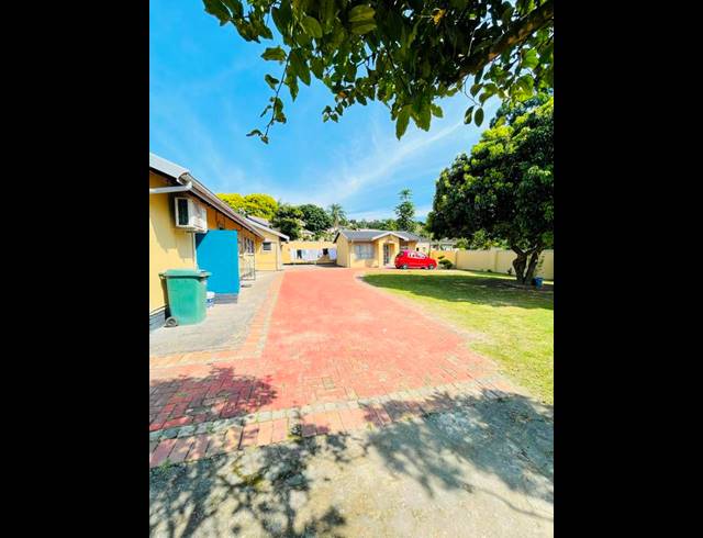 4 BEDROOM HOUSE FOR SALE IN MOTALABAD